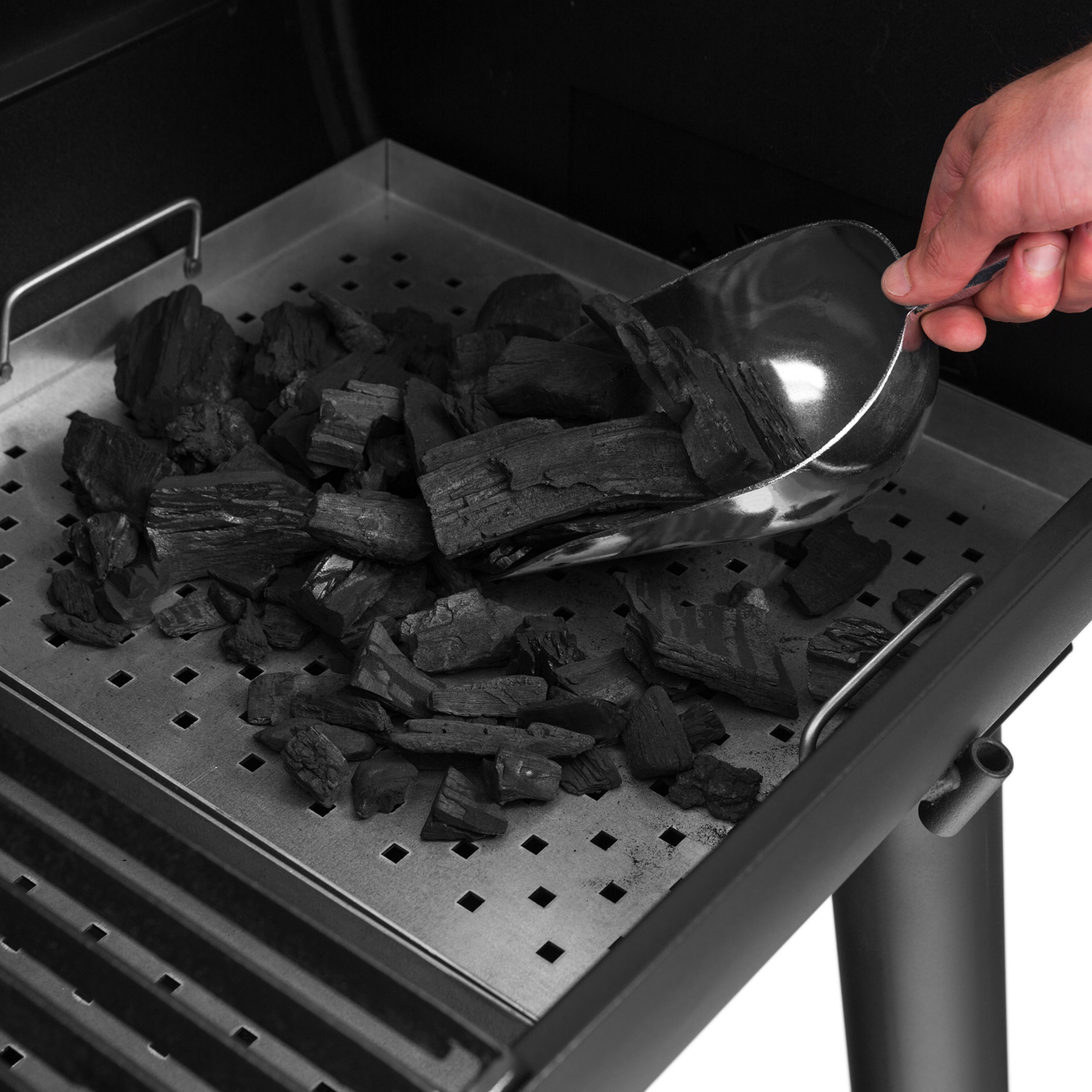 Broil King - Regal Charcoal Grill 400