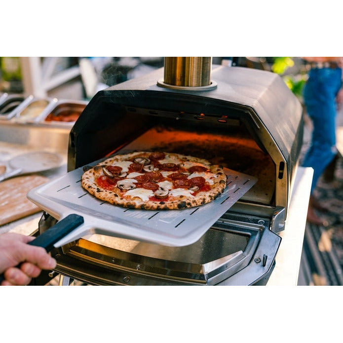 Ooni Karu 16 - Portable Pizza Oven (Wood & Charcoal)